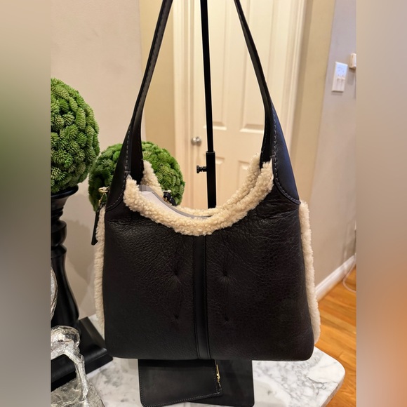 Coach - Shearling Brooklyn 28 NWT - Black Leather & Shearling w/Removable Pouch - Picture 3 of 14